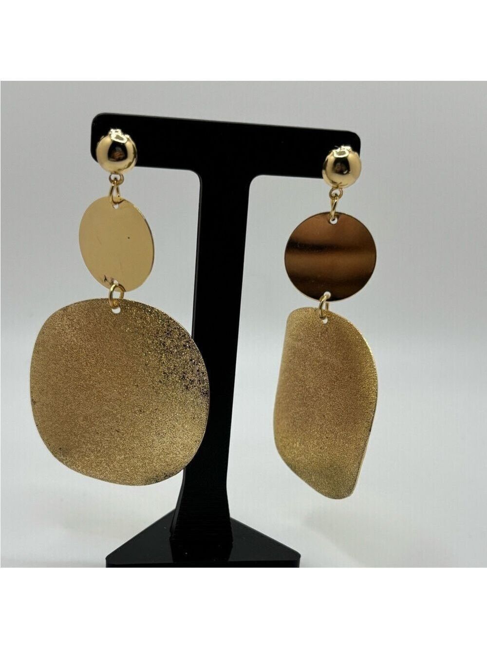 Elegant Gold Dangle Earrings
